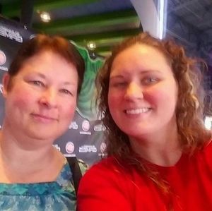 Meet your Posher, Christy